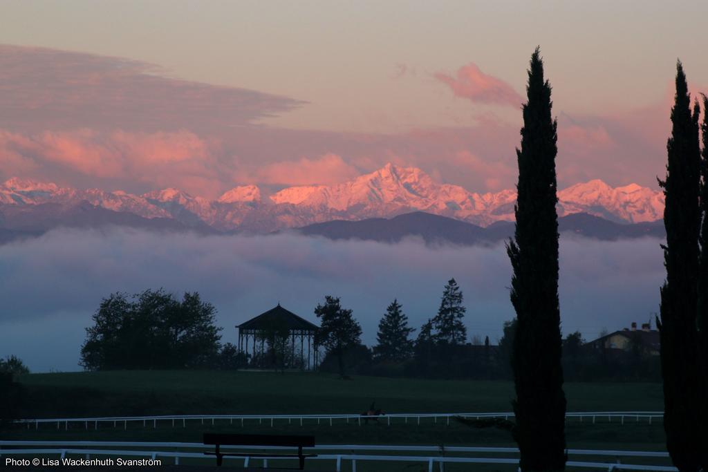 Foresteria Dei Piaceri Campestri Casciago Экстерьер фото